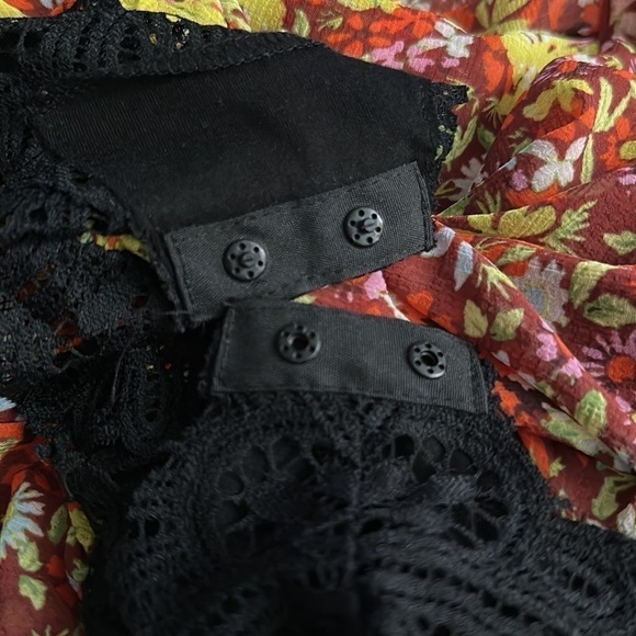 Free‎ People Floral & Lace Bodysuit Size Large - Picture 11 of 12